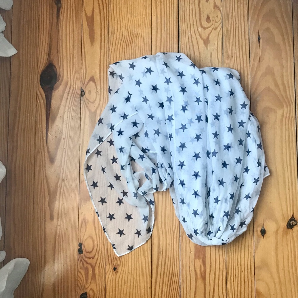 Scarf - Picture 2 of 3